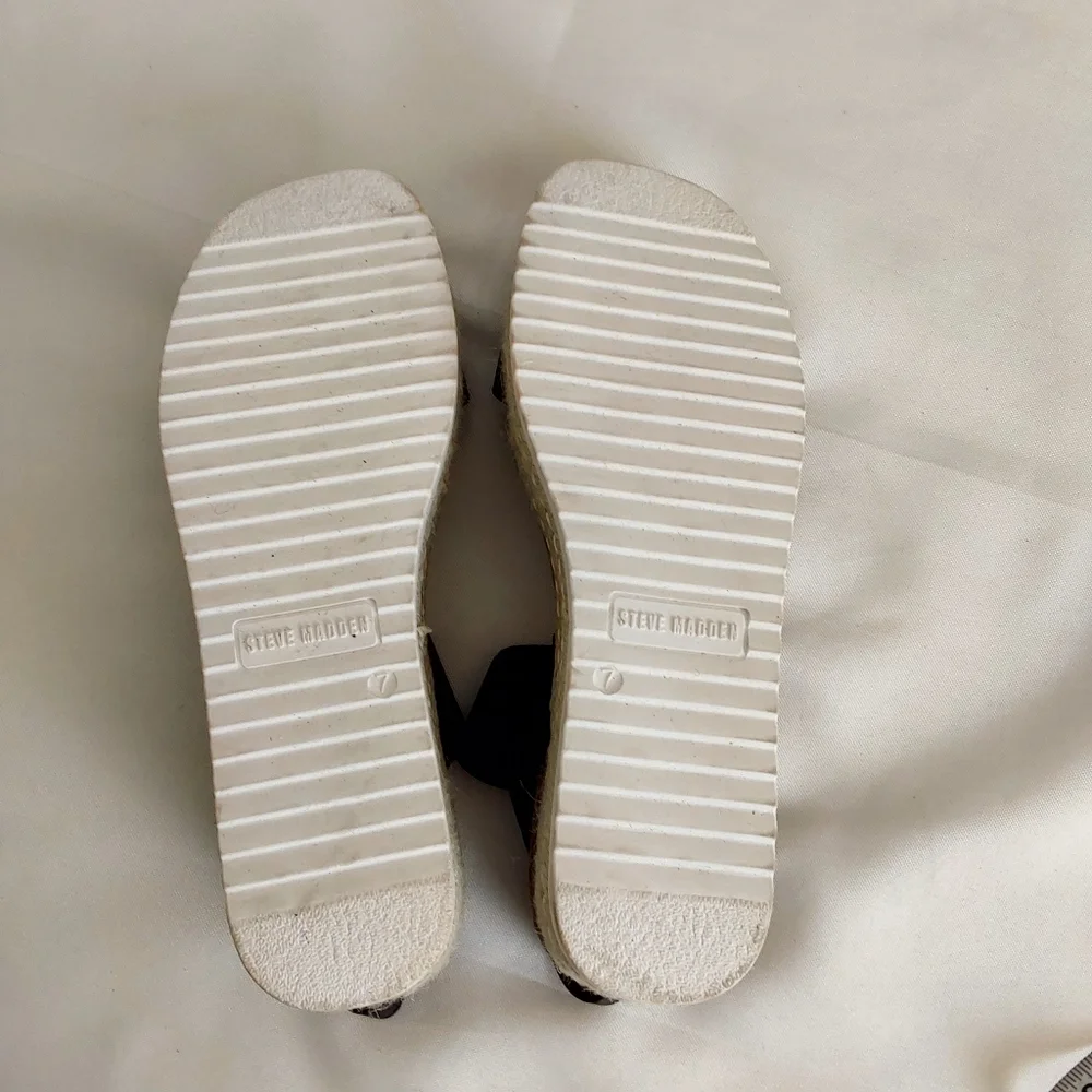 Steve Madden Black Espadrille Platform Sandals - Picture 10 of 12